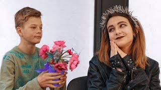НОВЕНЬКИЙ ВЛЮБИЛСЯ???