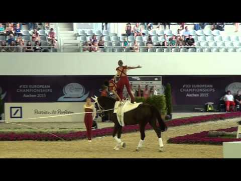 EM Aachen 2015 - Team Svea Vaulting SWE