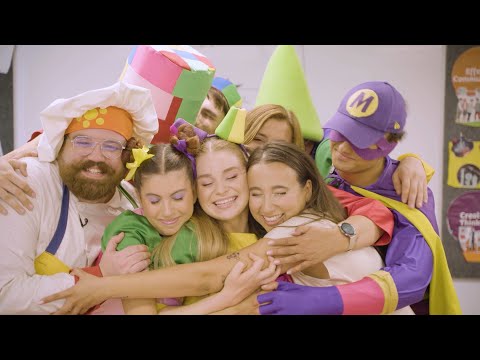 Gașca Zurli - Astăzi vreau îmbrățișare | Videoclip Oficial