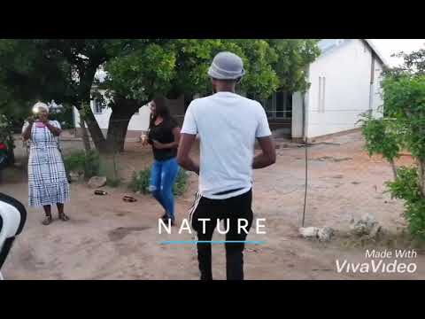 Dancing to mbongo Mbwee music👌