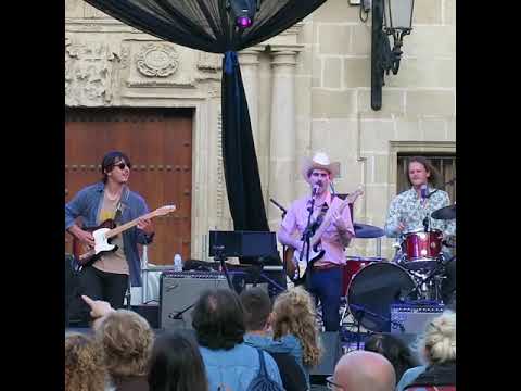 download lagu mp3 mp4 Monkey Weekend 2019, download lagu Monkey Weekend 2019 gratis, unduh video klip Download Monkey Weekend 2019 Mp3 dan Mp4 Popular Gratis
