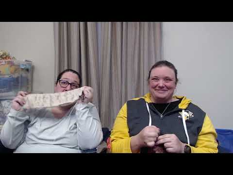 TheKnitGirllls Ep609 - Mirrors and Windows