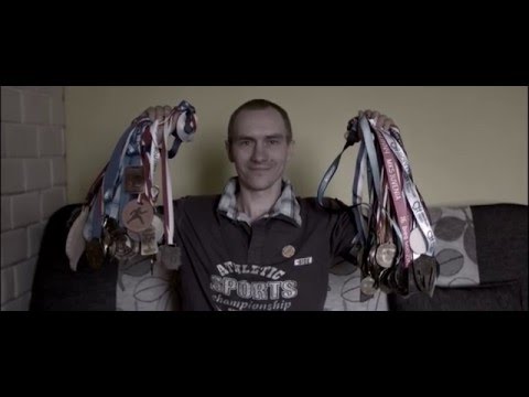 Kimkolwiek jesteś. Gdziekolwiek jesteś. Biegnij.