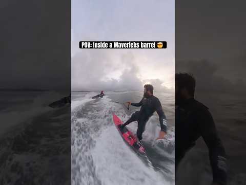 Luca Padua takes us into a huge tube on a Mavericks left 😬🤯