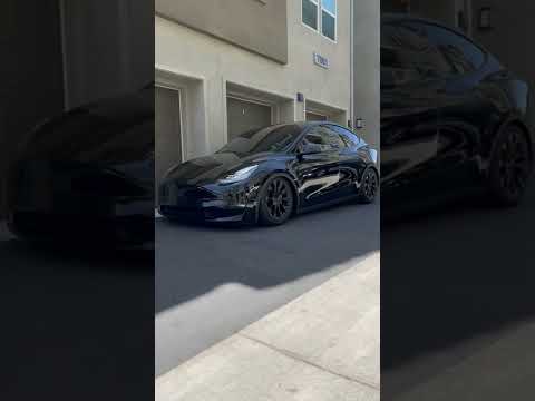 2022 Tesla model Y on air suspension (bags) airing out