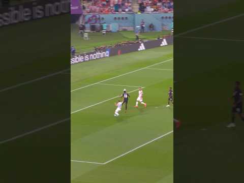 Alphonso Davies scores Canada’s first World Cup goal!