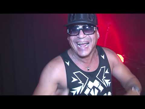 Ella quiere que le den - Charanga Habanera