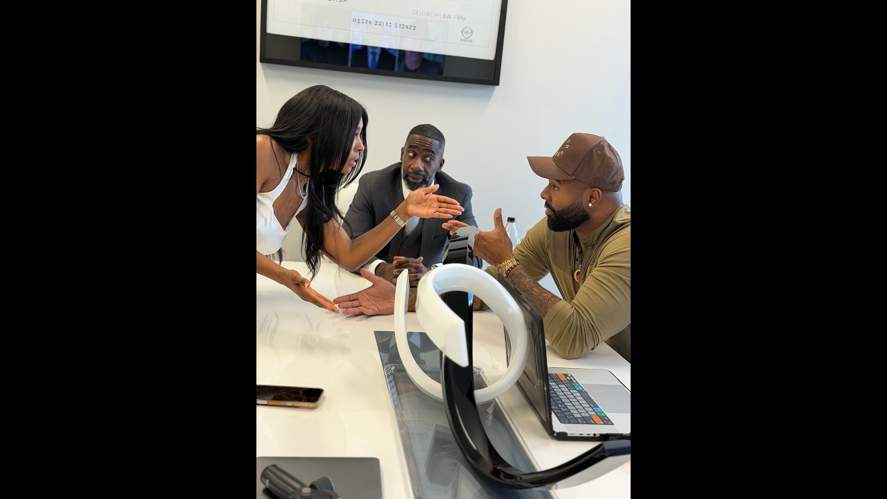 When Domini and Mike clash at the table over their personal issues leaking out!