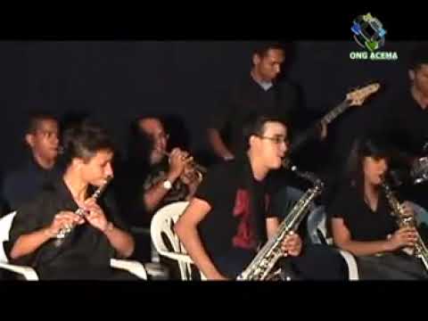 2010: Valões cria projeto musical para crianças em Santana do Ipanema sob a regência de Paulo César.