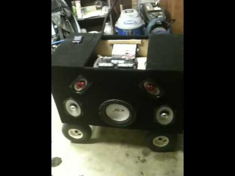 download lagu mp3 mp4 Rolling Boombox, download lagu Rolling Boombox gratis, unduh video klip Rolling Boombox