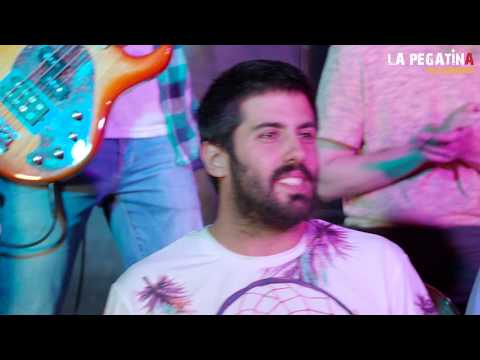 La Pegatina & Rafa Pons - #ALCARRER10 ("Tomasín")