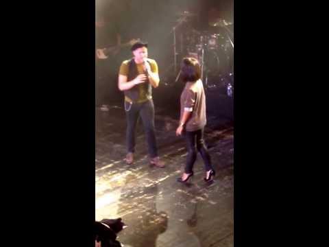 Olly Murs (ft Alizée) - Dear Darlin' - Live at Trianon, Paris - 30.09.2013