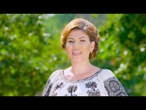 Aurelia Caprita  - Nu-i fata ca mine-n sat - Colaj Muzica Petrecere