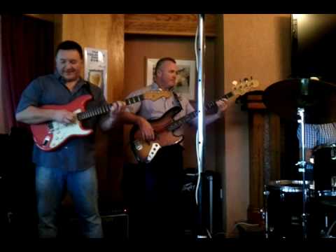 Shindig play Walk dont run