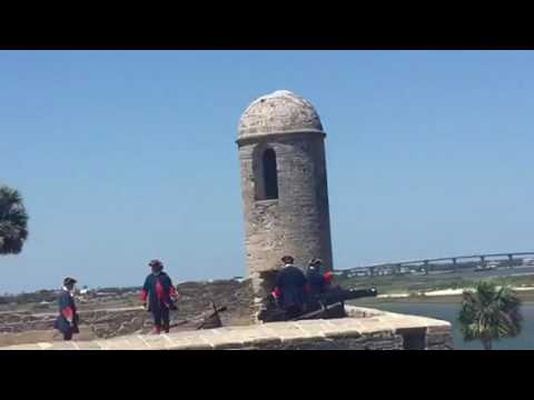 Castillo de San Marcos...firing the cannon