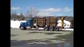 preview picture of video 'log truck in jay maine'