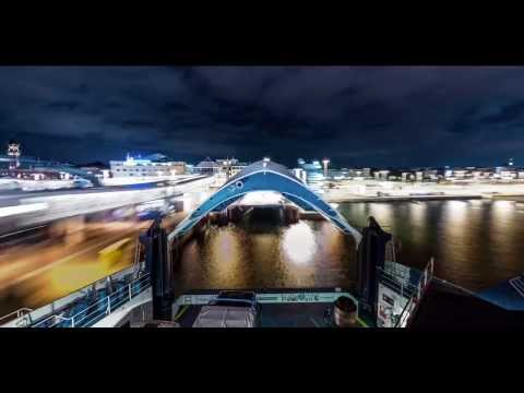 Crussen feat. Aron Blom - Sittin In Dust (Original Mix)