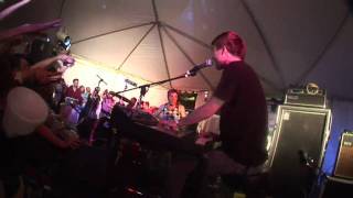 Matt And Kim - "Silver Tiles" at SXSW09 [HD]