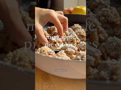 Mini apple pie cookies!