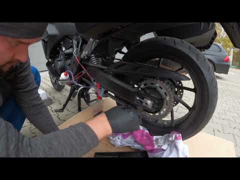 Chain cleaning on Honda NT1100