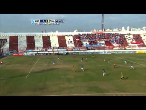Hoyos tuvo el primero. Los Andes 0 - Santamarina 0. Fecha 23. Primera B Nacional 2015. FPT.