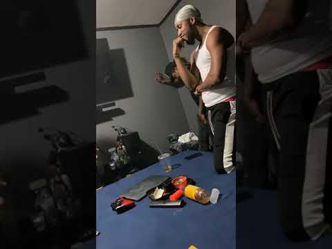 King bars Foreva vs Nick banco