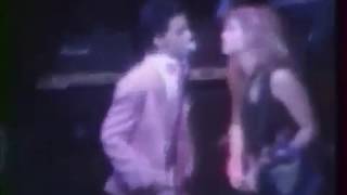 Prince Singing With The Bangles!