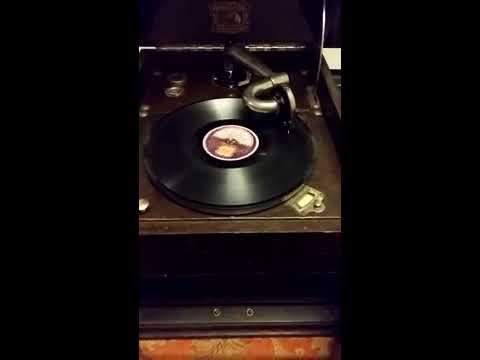 Teddy Brown & his Cafe de Paris Band - Moonlight on the Ganges 78rpm hmv 110 gramophone