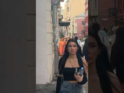 Beautiful girls walking in Moscow, Russia #moscow #russia #beautiful #walkingtour #walkingtour4k
