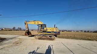 Venta de Caterpillar 229D excavadora de cadenas - Imagen 4 | Machineryline PE Caterpillar 229D excavadora de cadenas | Imagen 4 - Machineryline
