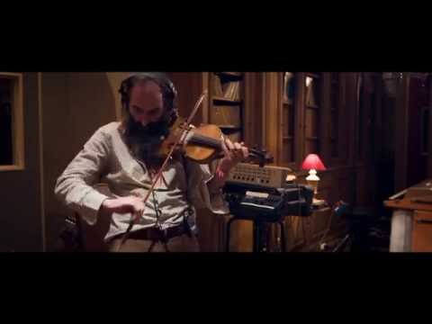 Warren Ellis playing violin - Outtake from 20 000 Days on Earth (2014)
