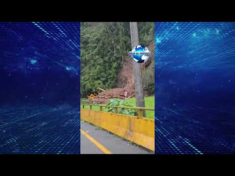 🌧️ Lluvias generan caída de material en la vía Buenaventura –