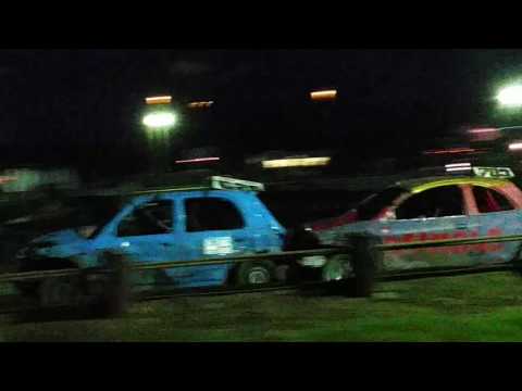 Standlake arena 26/02/17 national micro derby