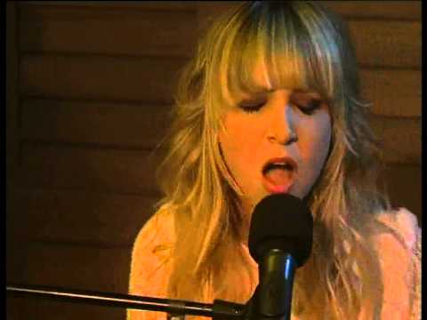 Watch as Lara Burnhenn performs 'Buffalo Flower' live in studio (2 July 2014)