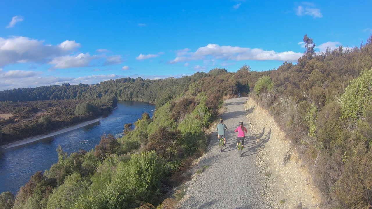 Explore Lake2Lake Cycle Trail virtually.