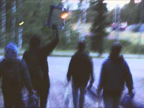 Allu Kala, Wiiksi Wallu & Mc Vanha Markku - Katajaan Kapsahtaa