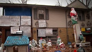 Homeowners Feel Trapped by Neighbor&#39;s Hostile Holiday Display