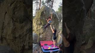 Video thumbnail of L’Olive (direct), 7a+. Fontainebleau
