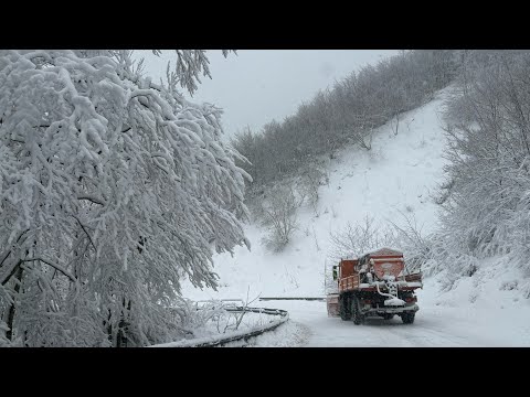 Difficulty Test Christmas 2025! Snow and Blizzard in the Tuscan-Emilian Apennines, a spectacle!