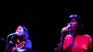 Breeders - Here No More (2008) London, UK