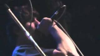 GOMILA NESKLADA  LIVE  ZID 