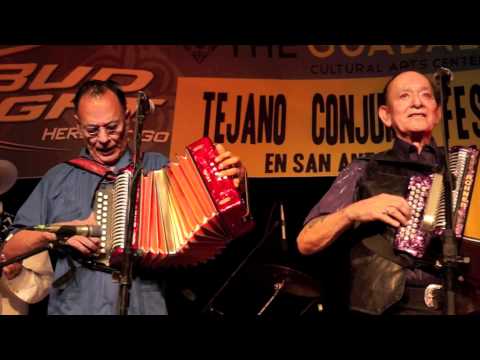 Flaco Jimenez and Santiago Jimenez performing together for the 1st time in 32 years