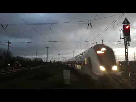 S1 nach Dortmund Hauptbahnhof, IC2002 nach Enden Hauptbahnhof #duisburg (#dbbr422 #dbintercity2)