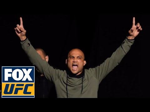 UFC Fight Night 103 Preview & Predictions