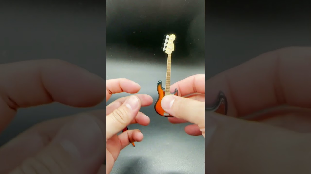 細部まで超リアルなミニチュアギター『フェンダーミニチュアコレクション』ガチャやってみた♪#ミニチュア#ギター#fender#新発売#ガシャポン