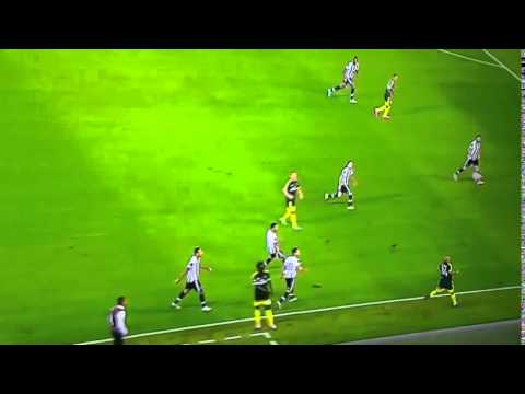 Siniša Mihajlović kicked Mario Balotelli Ac Milan vs Udenise Seria A (2015-2016)