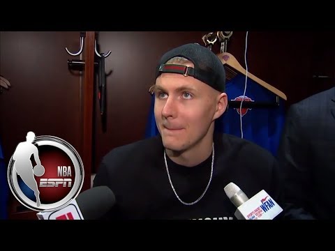 Kristaps Porzingis reacts to twisting ankle, being called 'Lizard' | NBA on ESPN