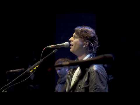 PEDRO SUáREZ-VéRTIZ® LA BANDA - Me estoy enamorando (En Vivo - Teatro La Plaza)