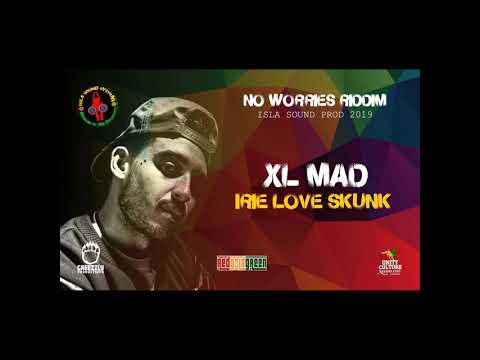 XL MAD -  IRIE LOVE SKUNK