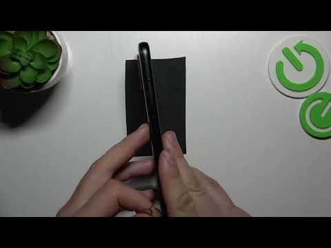 Does HTC Desire 22 Pro have SD Card Slot?